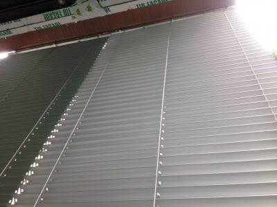 rèm sáo nhôm tự động